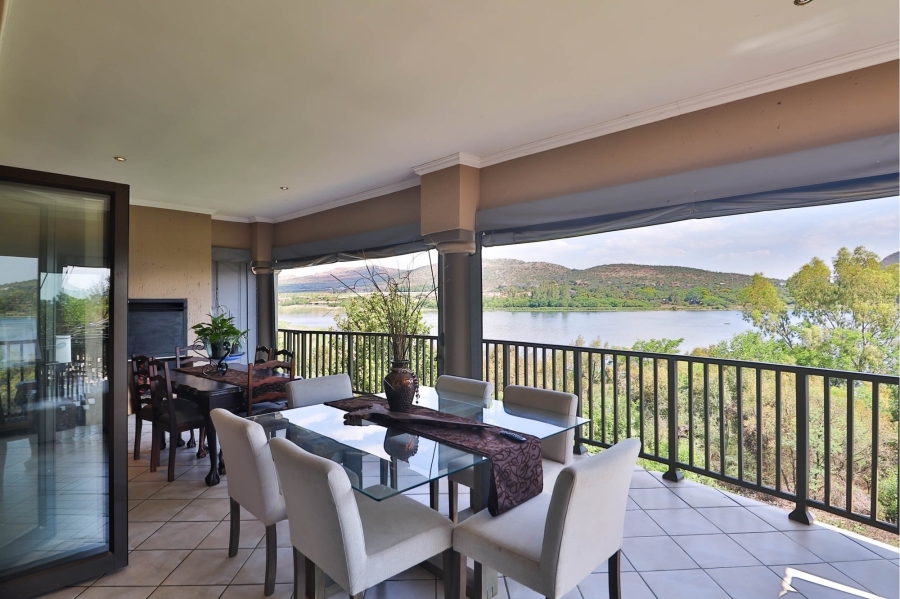 4 Bedroom Property for Sale in Birdwood Estate North West